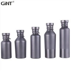 Titanium lejè Leakproof ji kafe dlo boutèy gode